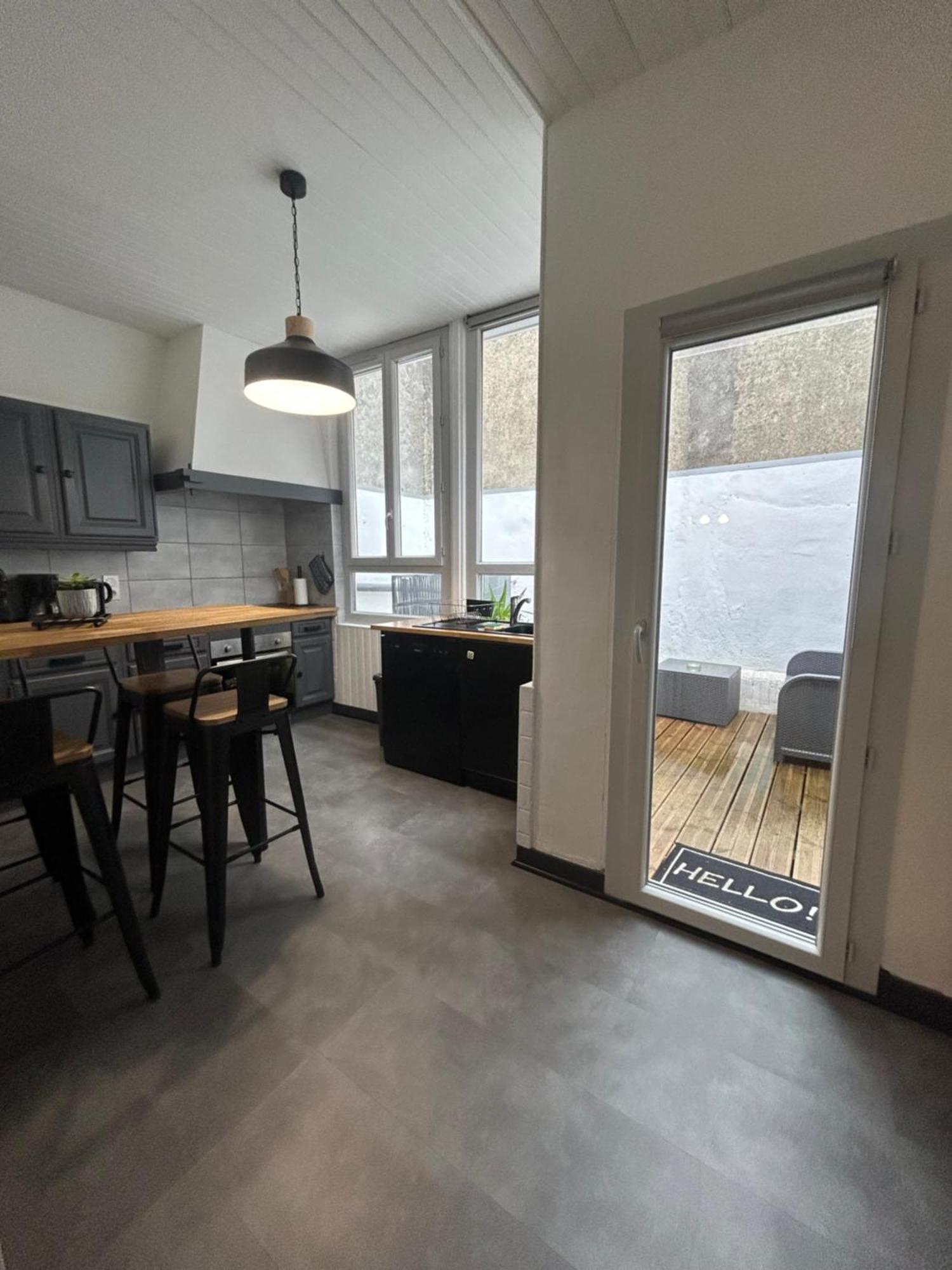 Maison De Ville Avec Garage Et Terrasse ルルド エクステリア 写真