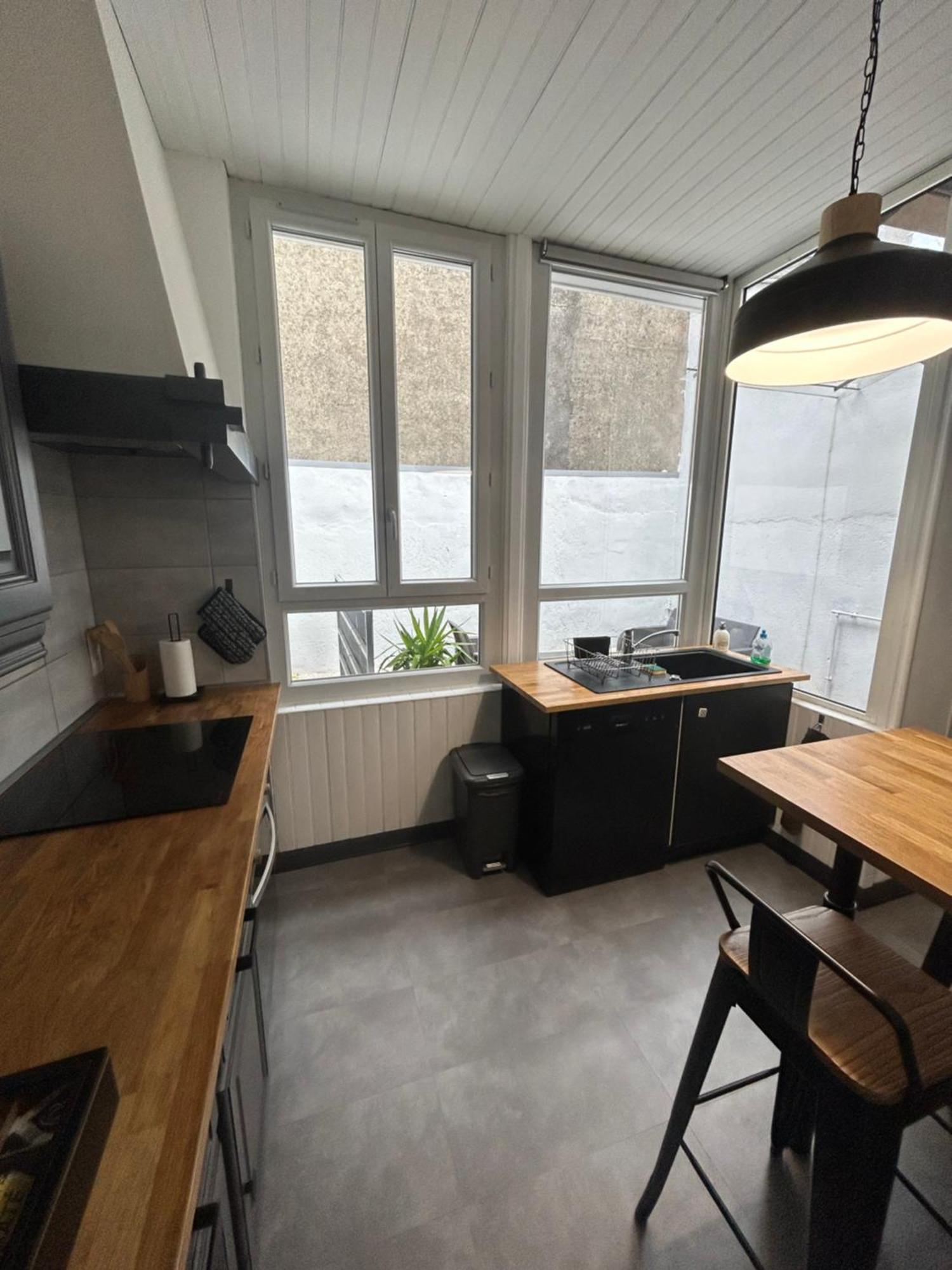 Maison De Ville Avec Garage Et Terrasse ルルド エクステリア 写真