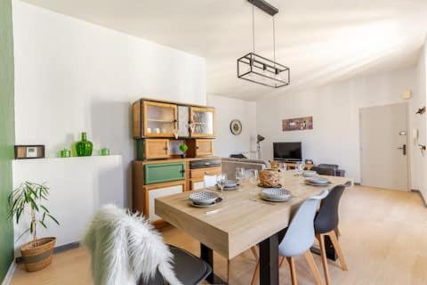 Maison De Ville Avec Garage Et Terrasse ルルド エクステリア 写真