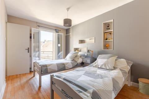 Maison De Ville Avec Garage Et Terrasse ルルド エクステリア 写真