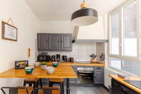 Maison De Ville Avec Garage Et Terrasse ルルド エクステリア 写真